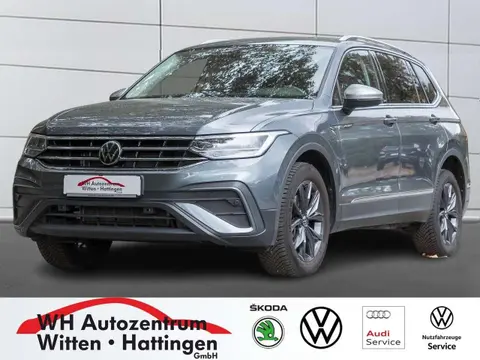 Used VOLKSWAGEN TIGUAN Petrol 2023 Ad 