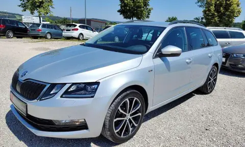 Used SKODA OCTAVIA Petrol 2019 Ad 