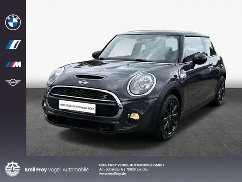 Annonce MINI COOPER Essence 2017 d'occasion Allemagne