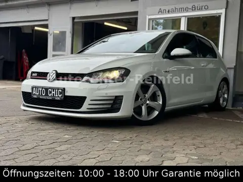 Used VOLKSWAGEN GOLF Petrol 2015 Ad 