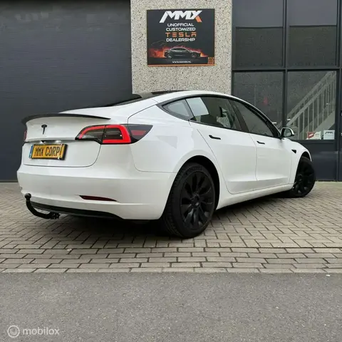 Used TESLA MODEL 3 Electric 2023 Ad 