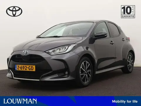 Used TOYOTA YARIS Hybrid 2022 Ad 