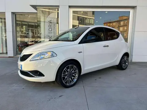 Annonce LANCIA YPSILON Essence 2015 d'occasion 