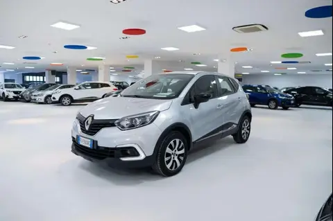 Used RENAULT CAPTUR Petrol 2019 Ad 