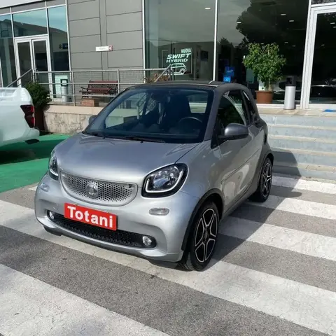 Annonce SMART FORTWO Essence 2017 d'occasion 