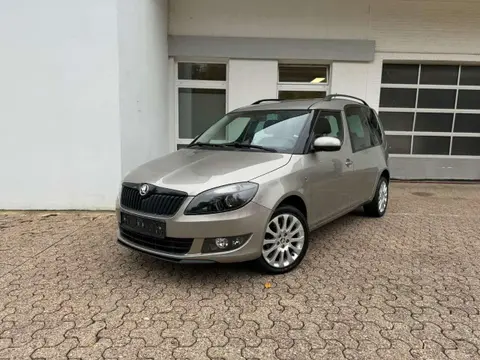 Used SKODA ROOMSTER Petrol 2015 Ad 