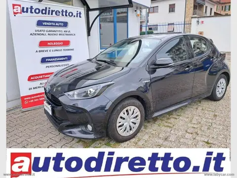 Used TOYOTA YARIS Hybrid 2021 Ad 