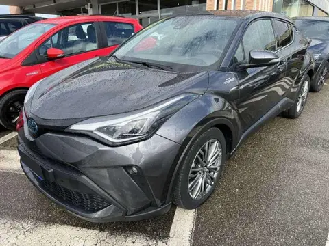 Used TOYOTA C-HR Hybrid 2021 Ad 