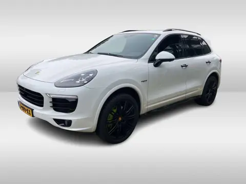 Used PORSCHE CAYENNE Hybrid 2017 Ad 