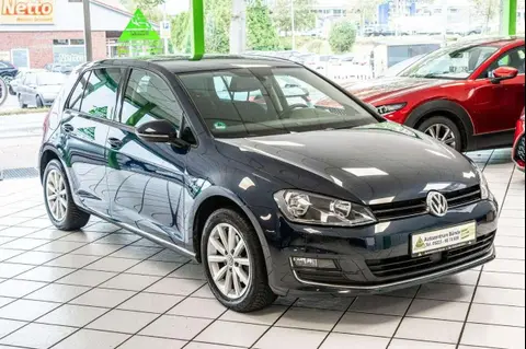 Used VOLKSWAGEN GOLF Petrol 2015 Ad 