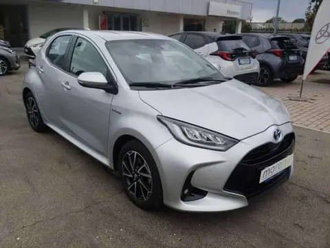 Used TOYOTA YARIS Hybrid 2020 Ad 