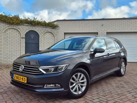 Used VOLKSWAGEN PASSAT Petrol 2019 Ad 