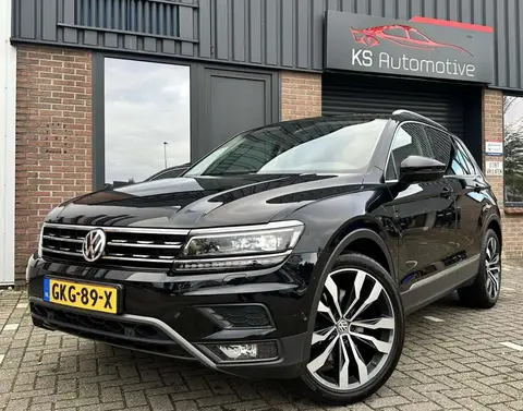 Used VOLKSWAGEN TIGUAN Petrol 2017 Ad 