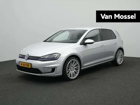 Used VOLKSWAGEN GOLF Electric 2016 Ad 