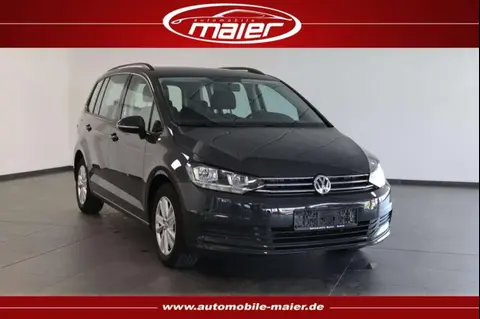 Used VOLKSWAGEN TOURAN Petrol 2019 Ad 