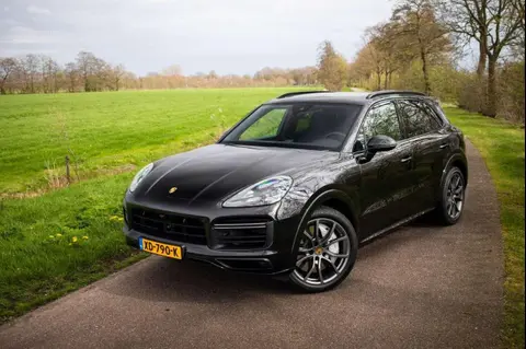 Annonce PORSCHE CAYENNE Essence 2018 d'occasion 