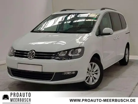 Used VOLKSWAGEN SHARAN Petrol 2022 Ad Germany