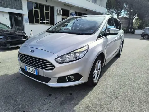 Used FORD S-MAX Diesel 2018 Ad 