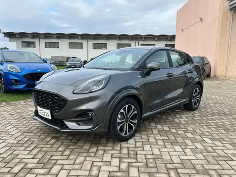 Used FORD PUMA Hybrid 2023 Ad 