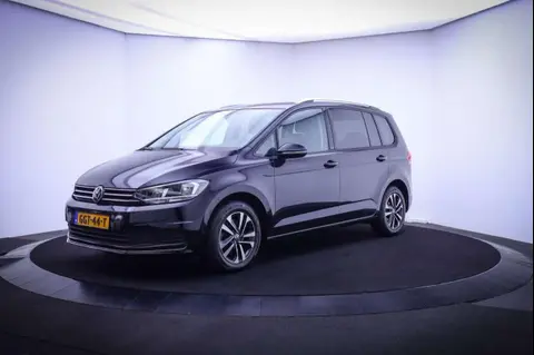 Used VOLKSWAGEN TOURAN Petrol 2021 Ad 