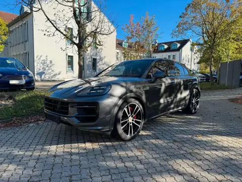 Used PORSCHE CAYENNE Hybrid 2024 Ad 