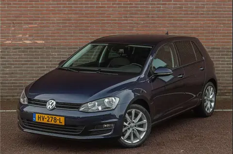 Used VOLKSWAGEN GOLF Petrol 2016 Ad 