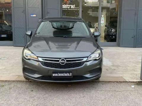 Used OPEL ASTRA Diesel 2017 Ad 