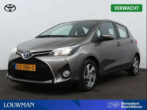 Used TOYOTA YARIS Hybrid 2016 Ad 