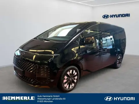 Used HYUNDAI STARIA Diesel 2023 Ad 