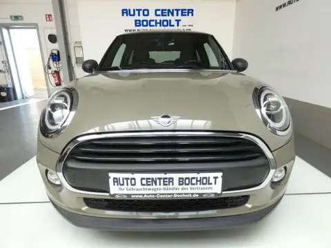 Used MINI ONE Petrol 2018 Ad 