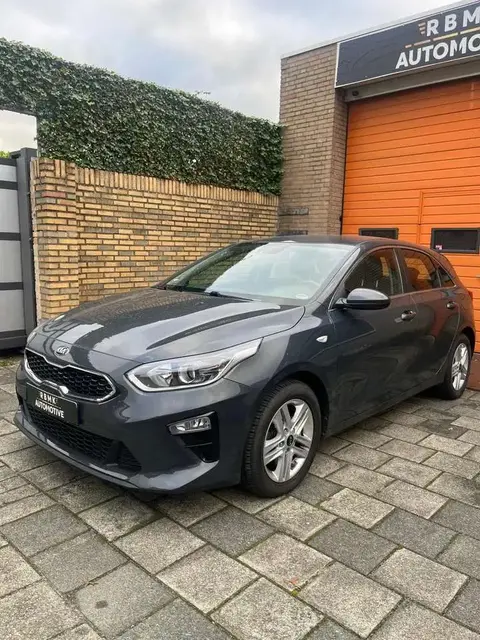 Annonce KIA CEED Essence 2019 d'occasion 