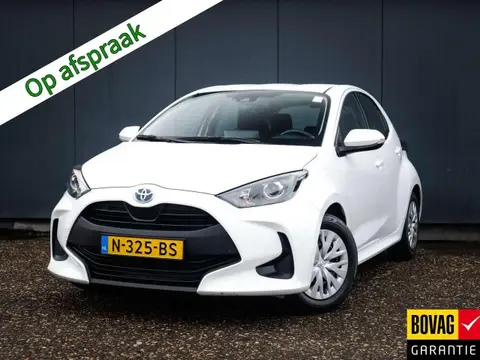 Used TOYOTA YARIS Hybrid 2021 Ad 