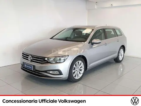 Used VOLKSWAGEN PASSAT Diesel 2019 Ad 