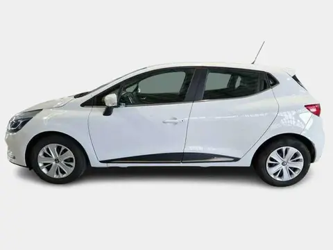 Used RENAULT CLIO Petrol 2018 Ad 