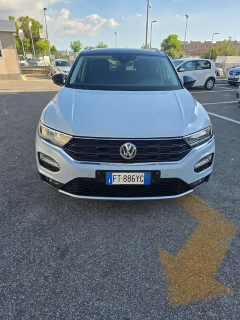 Annonce VOLKSWAGEN T-ROC Essence 2019 d'occasion 