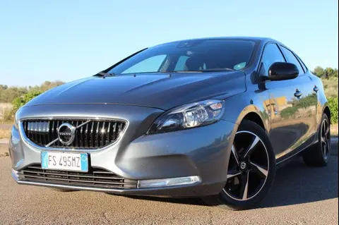 Used VOLVO V40 Diesel 2018 Ad 