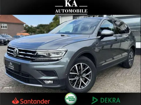 Used VOLKSWAGEN TIGUAN Petrol 2018 Ad 