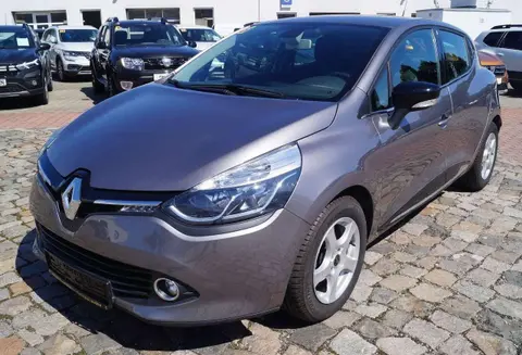 Used RENAULT CLIO Petrol 2016 Ad 