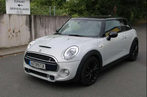 Used MINI COOPER Petrol 2017 Ad Germany