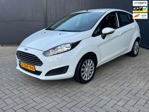 Annonce FORD FIESTA Essence 2015 d'occasion 