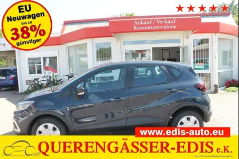 Used RENAULT CAPTUR Petrol 2018 Ad 