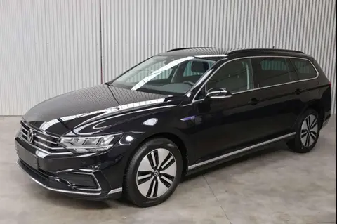 Used VOLKSWAGEN PASSAT Hybrid 2021 Ad 