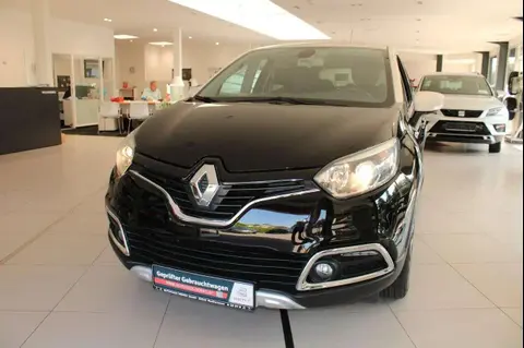 Used RENAULT CAPTUR Petrol 2015 Ad 