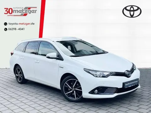 Used TOYOTA AURIS Hybrid 2018 Ad 