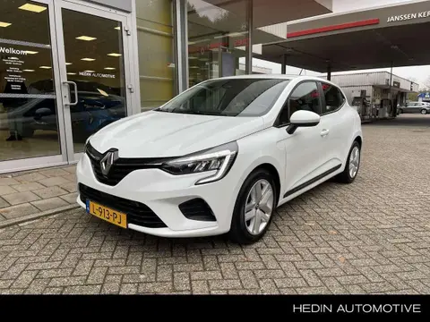 Used RENAULT CLIO Petrol 2021 Ad 