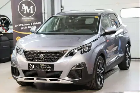 Used PEUGEOT 3008 Petrol 2017 Ad 