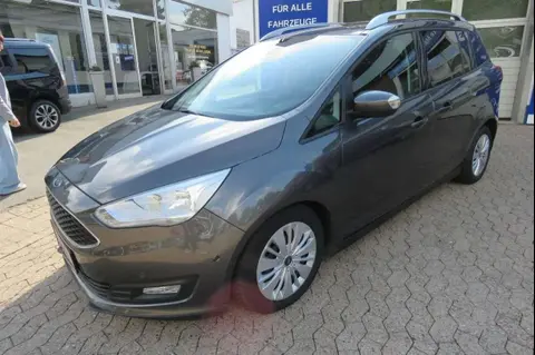 Used FORD GRAND C-MAX Petrol 2017 Ad 