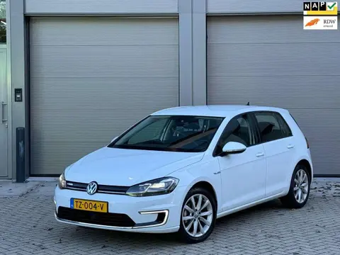 Used VOLKSWAGEN GOLF Electric 2018 Ad 