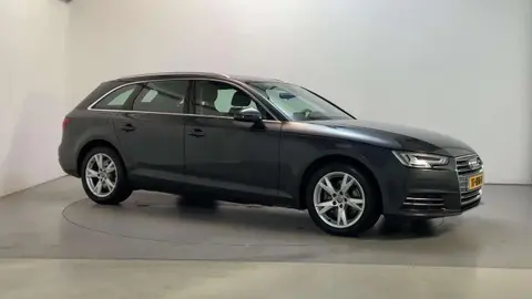 Used AUDI A4 Petrol 2018 Ad 