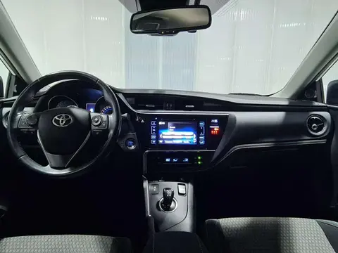 Used TOYOTA AURIS Hybrid 2018 Ad 